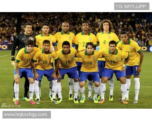 足球球员与球星的区别详解:从技术水平到影响力的多维度分析 足球球员与球星的区别详解:从技术水平到影响力的多维度分析